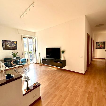 Nina'S House Apartment Милано Екстериор снимка