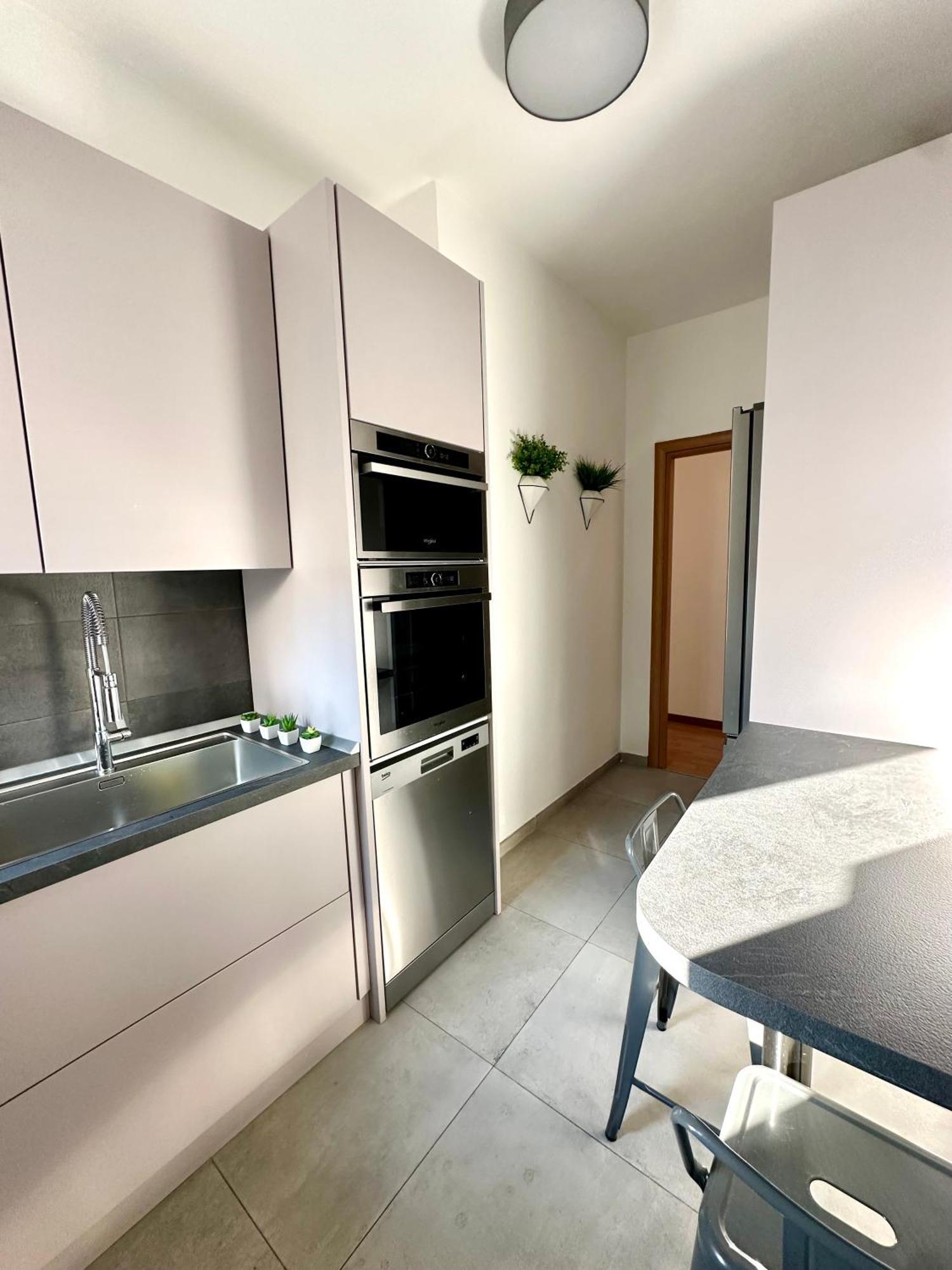 Nina'S House Apartment Милано Екстериор снимка